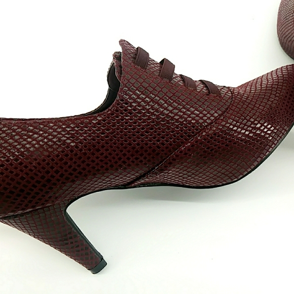 Bellini Shoes - Bellini Gisele Snake Print Wine Ankle Booties 8.5